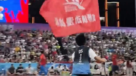 尼克斯球迷联合起来为球队加油助威