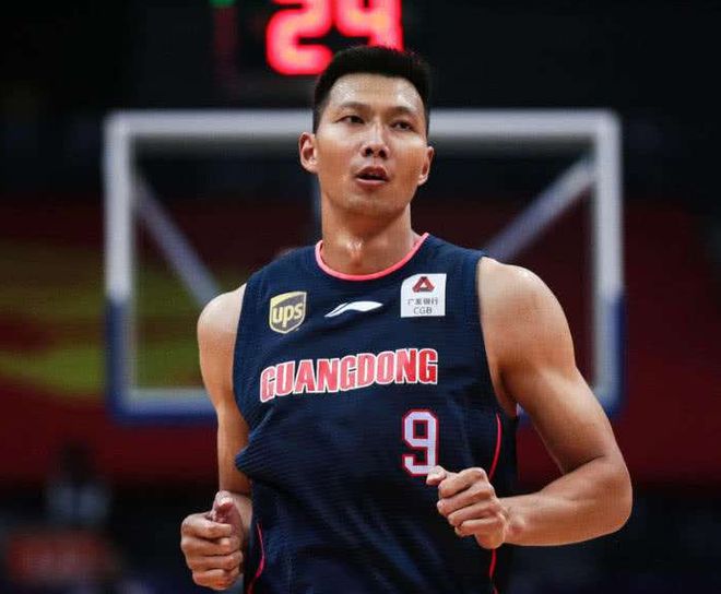 阵中老将火力全开，为球队奠定胜利基调